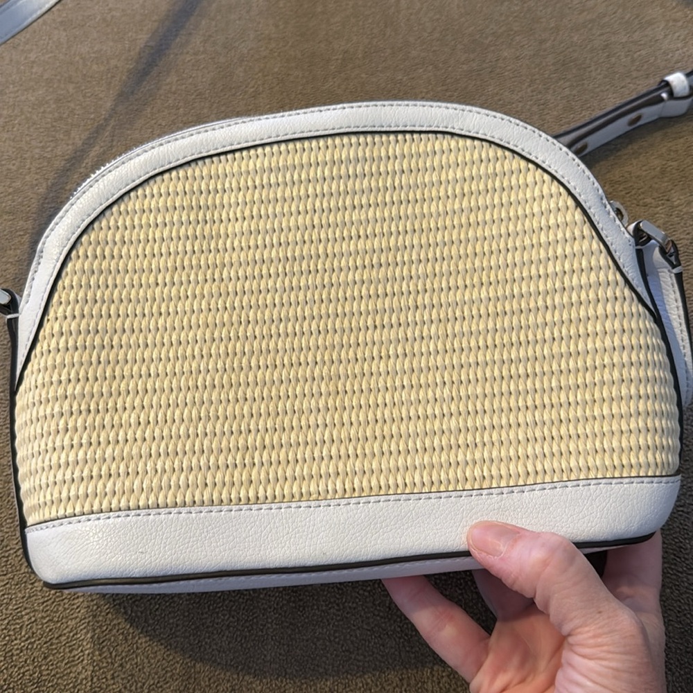 Sylvia Straw X-large Dome Crossbody Bag Purse Tan and White (BB) - Picture 4 of 5
